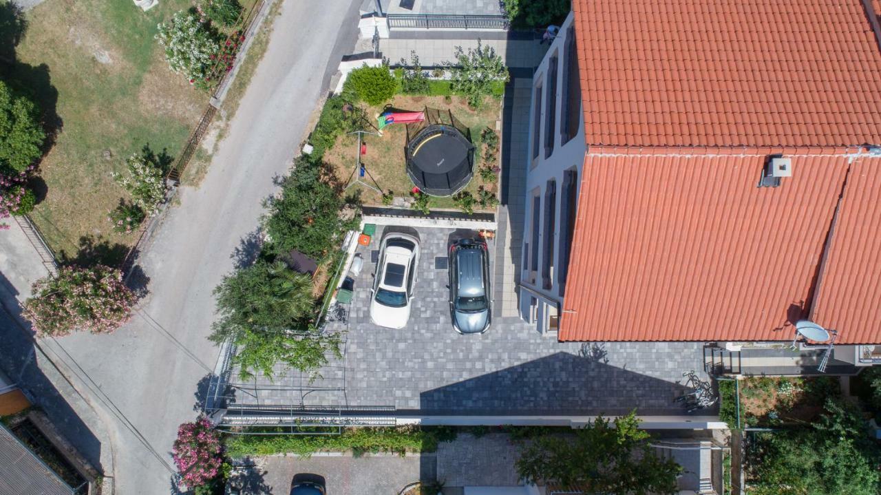 Iva Apartmani Vodice Exteriör bild